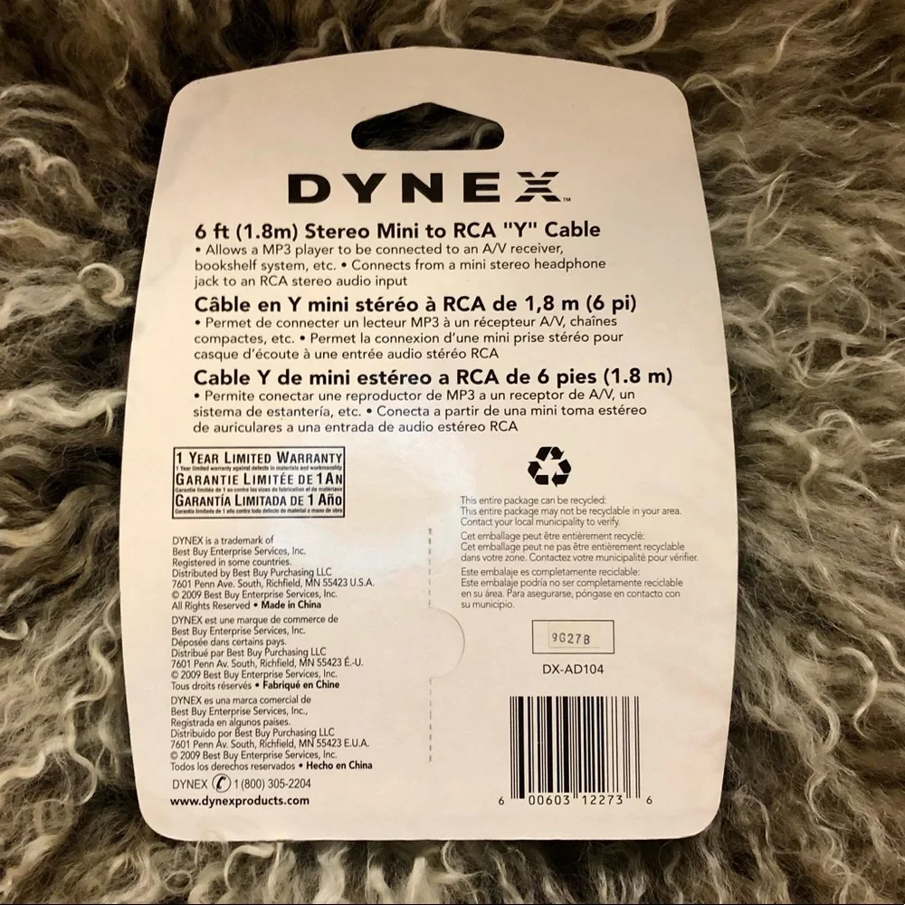 Dynex 3.5 mm Mini to RCA Stereo Audio Cable